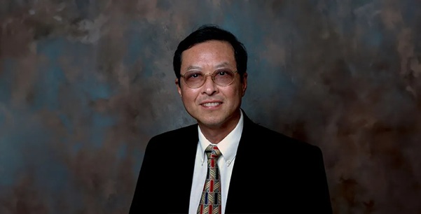 Foto del Dr. Rong Wen